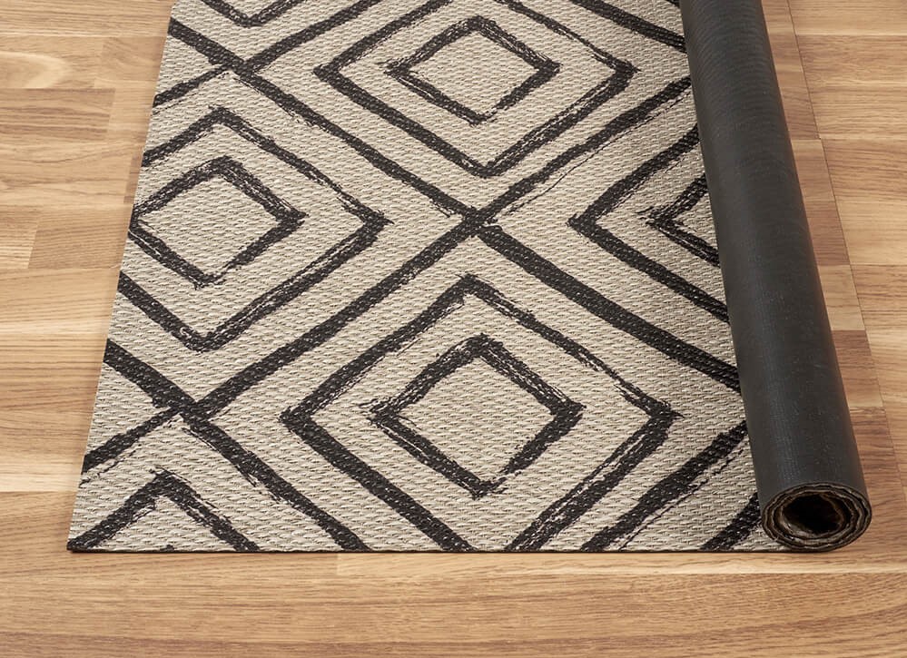 alfombra geom negro, alfombra etnica, alfombra diseño negro